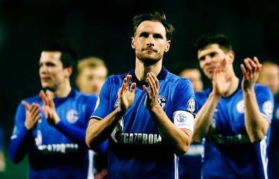 沙尔克04遭遇失利，战绩下滑！